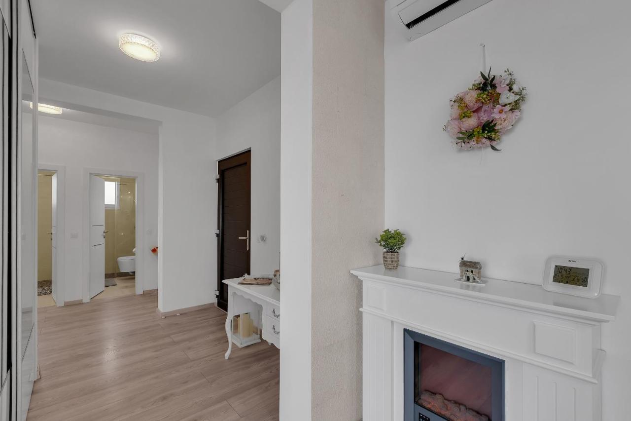 Apartment Apricus Makarska Exterior foto